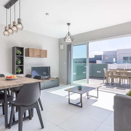 Unique Penthouse With Private Heated Jacuzzi, Close To Restaurants And Night Life Is-Swieqi Eksteriør billede
